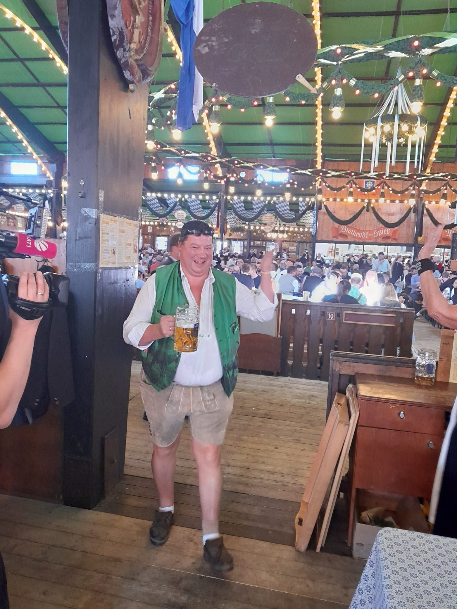 Wiesn-Schurli Georg Mayrhofer in seinem Element