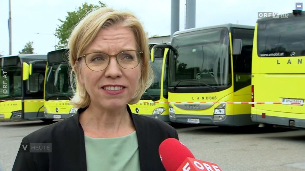 Energieministerin Leonore Gewessler im ORF-Talk während ihres Vorarlberg-Besuchs am 26. September 2022.