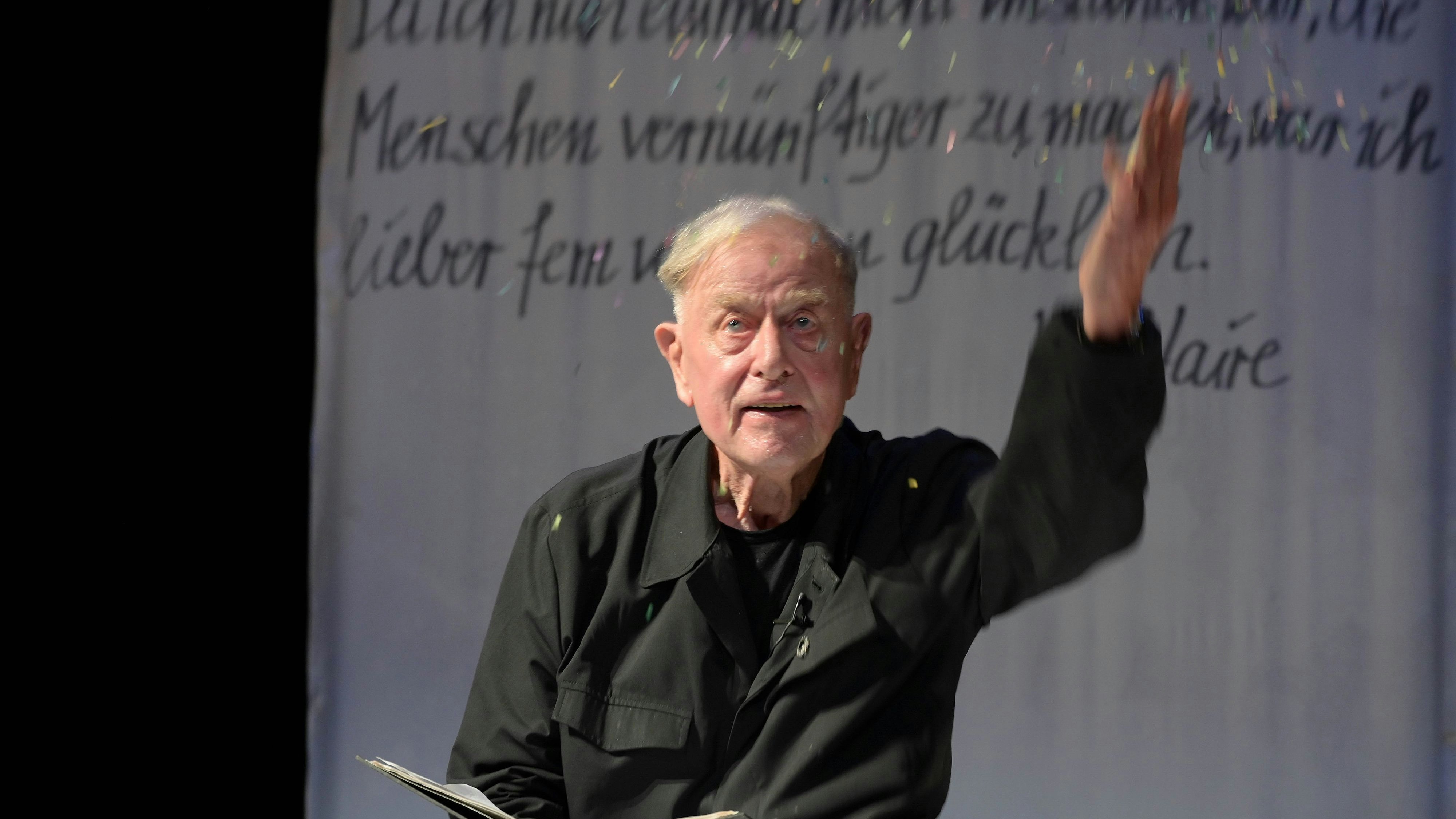 Ex-Burg-Chef Claus Peymann machte sich selbst zur Symbolfigur für das Theater.