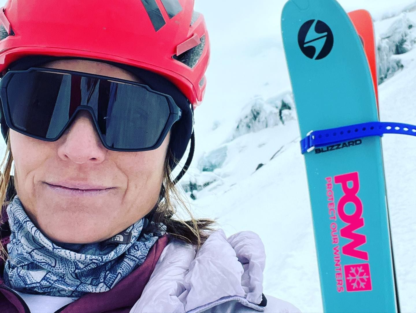 Die US-Extremsportlerin <strong>Hilaree Nelson</strong> wird nach einem Ski-Unfall auf dem Berg Manaslu in Nepal vermisst.