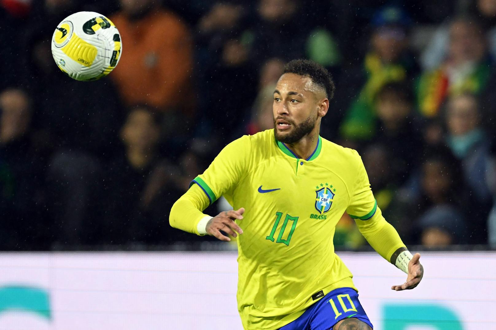 14 Siege, 3 Unentschieden – Brasilien pflügte in Südamerika dominant durch die WM-Quali. Die Selecao rund um Superstar Neymar präsentiert sich in Topform und wird von Experten und Konkurrenten ganz oben auf der Liste der Favoriten geführt.
