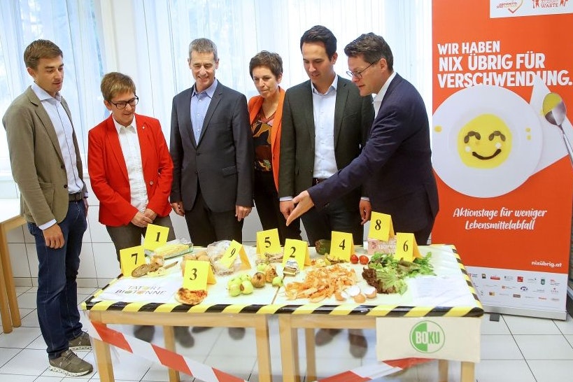 Medientermin zum Start der Aktionswoche "Nix übrig für Verschwendung" mit Vizebürgermeister Christoph Wiederkehr und StR. Jürgen Czernohorszky.