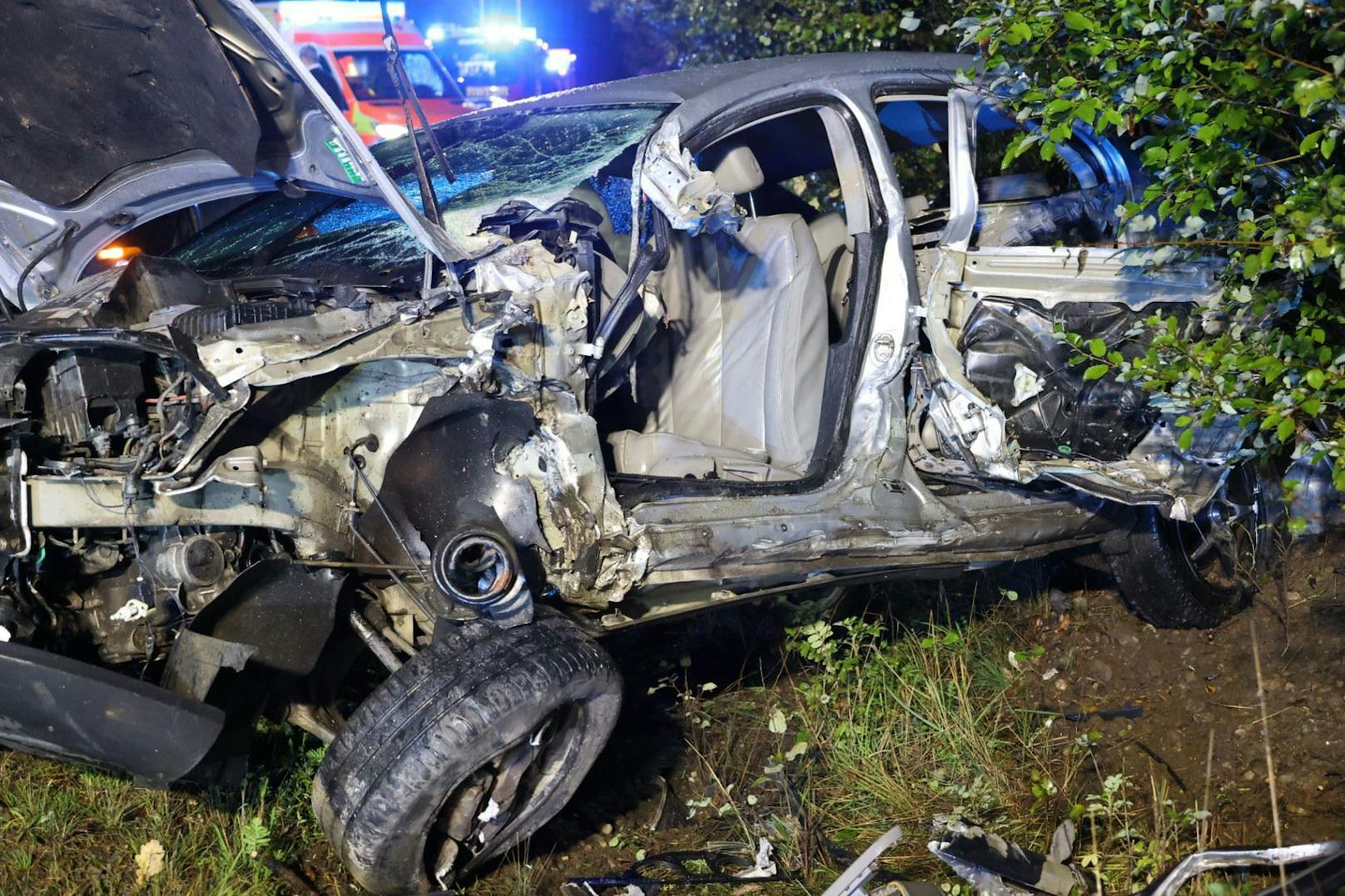 Ein Toter und 13 Verletzte bei Crash nahe Braunau