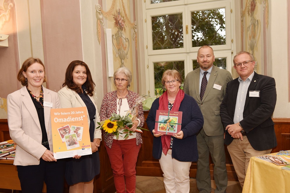 Der Omadienst der Diözese St. Pölten feiert sein 20-Jahr-Jubiläum.