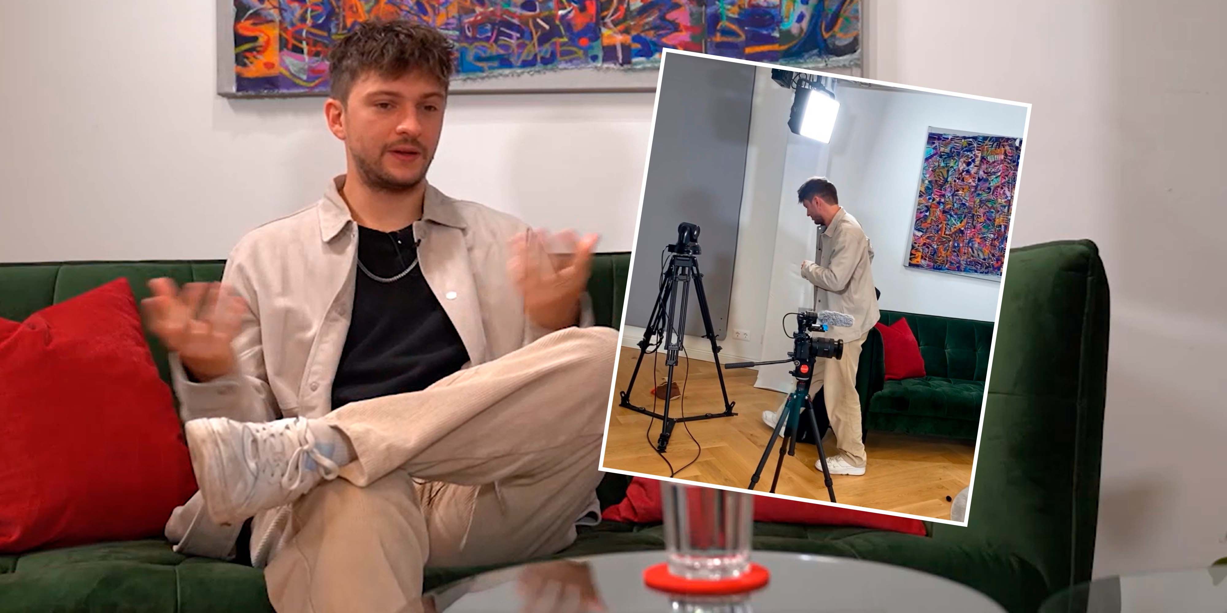 Rian verlässt den Raum.