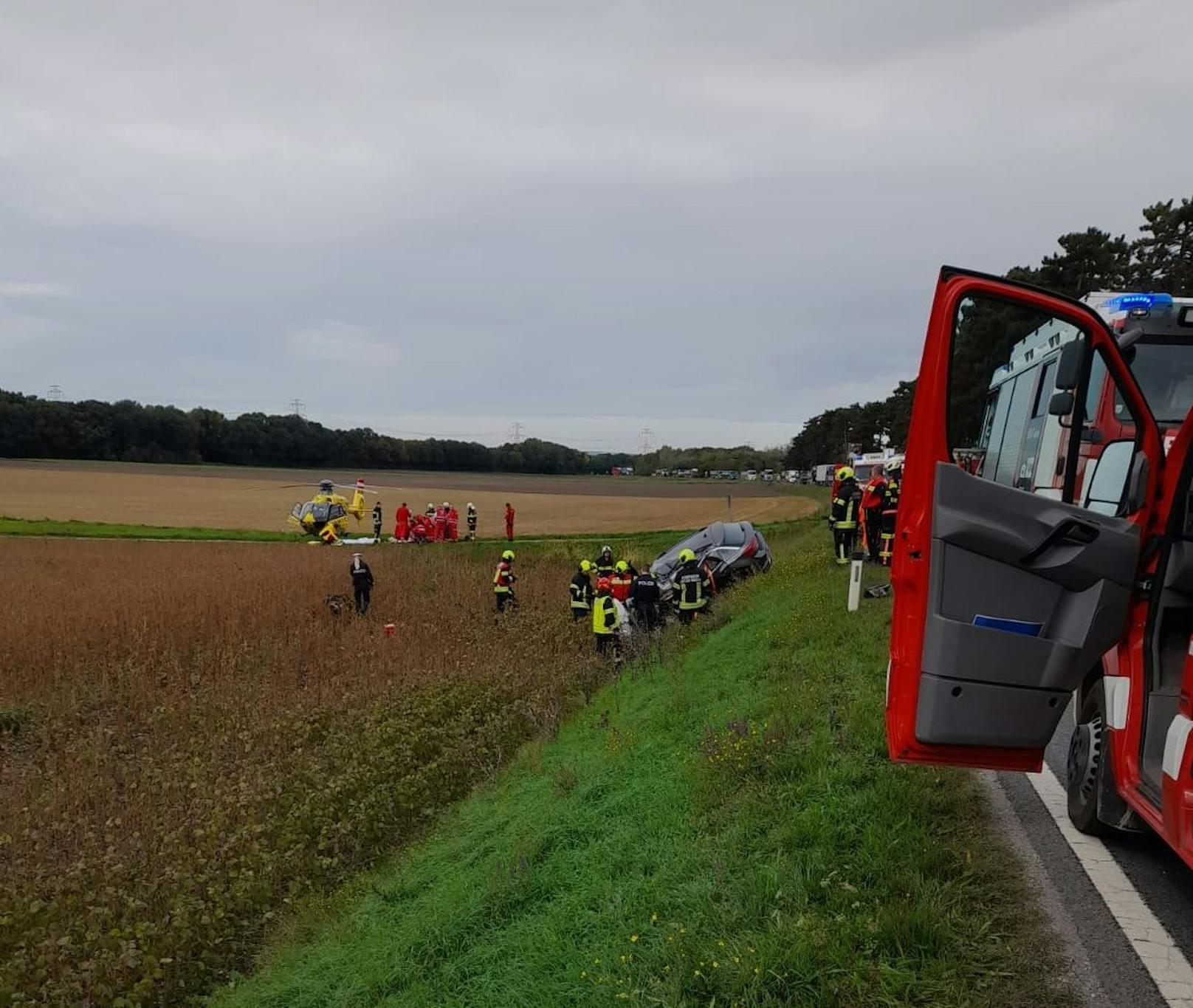 Die Polizei, Feuerwehr und auch die Flugrettung waren im Einsatz.