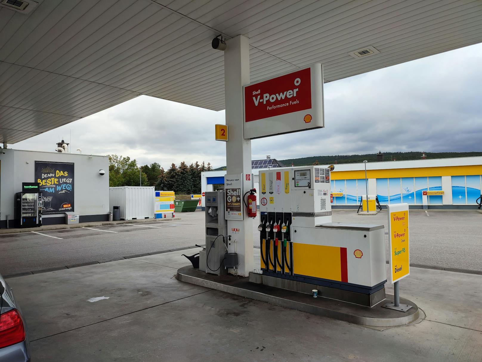 Bei der Shell in Wiener Neustadt fiel wohl eine Lieferung aus, schon um 17 Uhr gab es kein Benzin mehr.