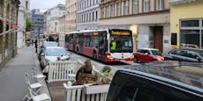 E-Scooter-Lenker (29) in Wien von Autobus erfasst