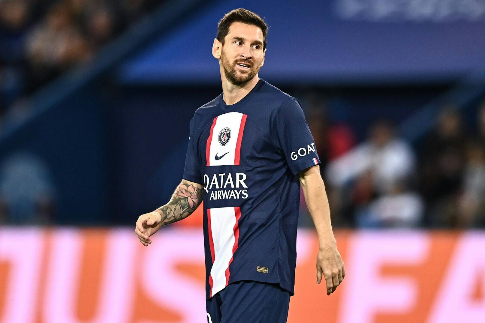 PSG will den auslaufenden Vertrag mit Messi verlängern.
