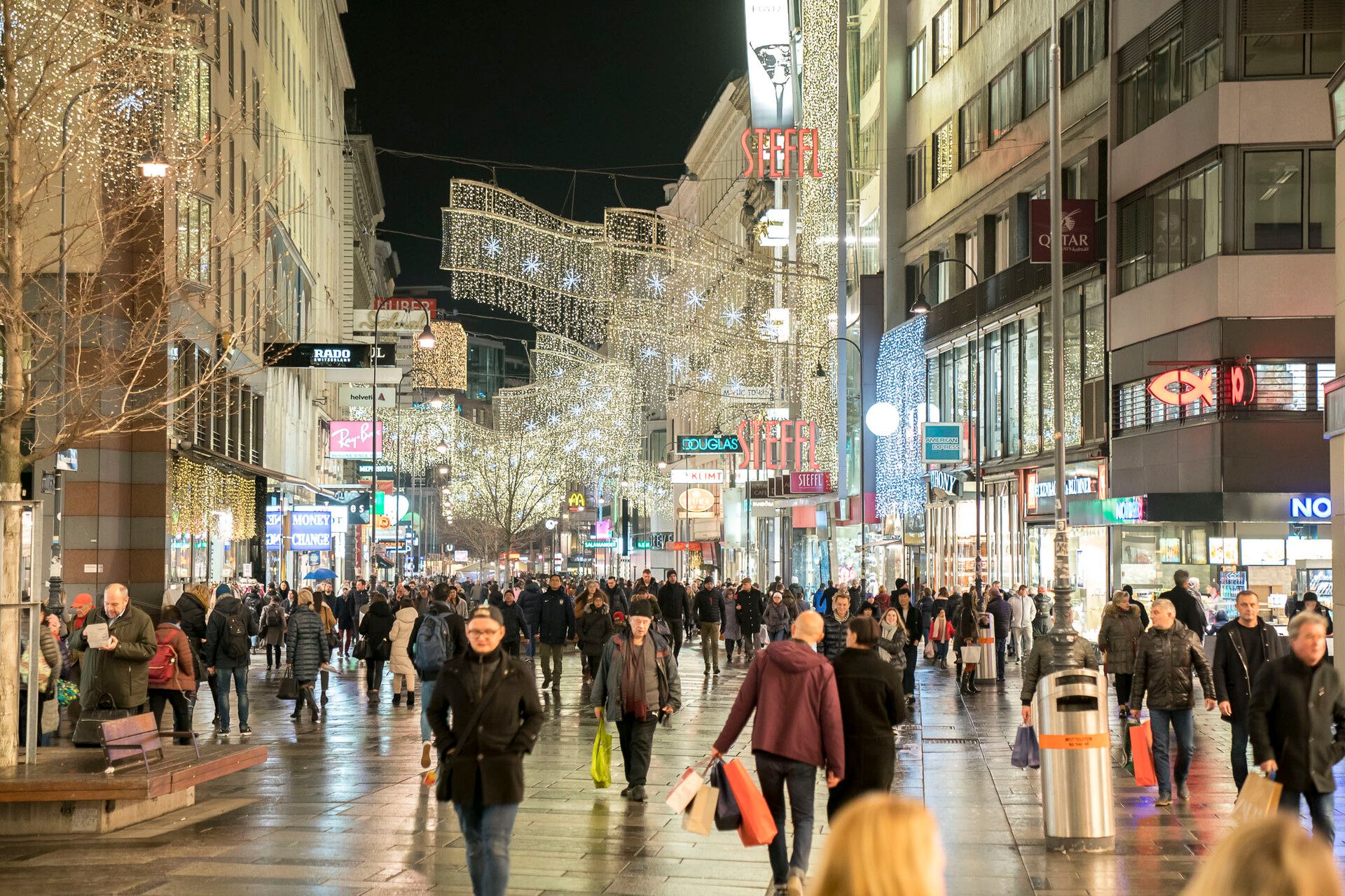 Der Beleuchtungszeitraum für die Wiener Einkaufsstraßen wurde für dieses Jahr verkürzt.
