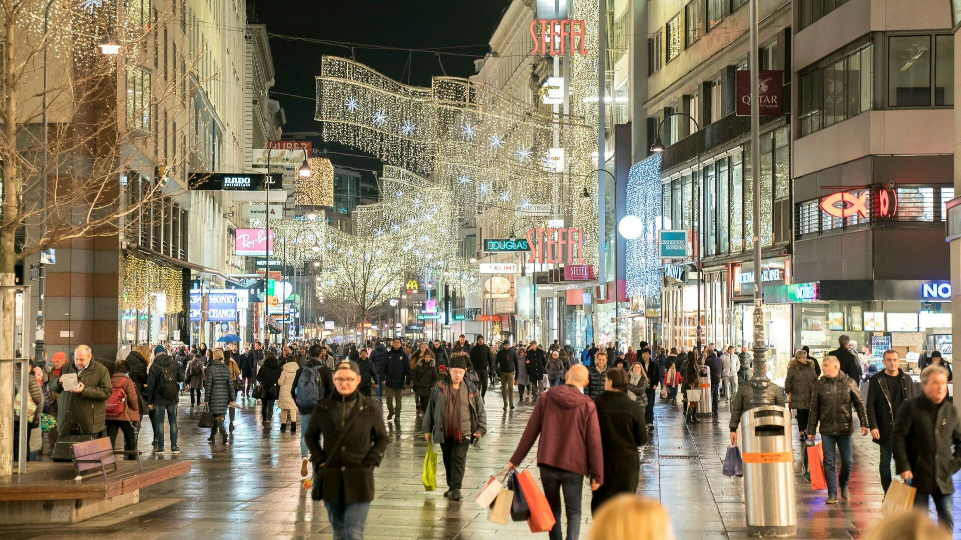 Der Beleuchtungszeitraum für die Wiener Einkaufsstraßen wurde für dieses Jahr verkürzt.