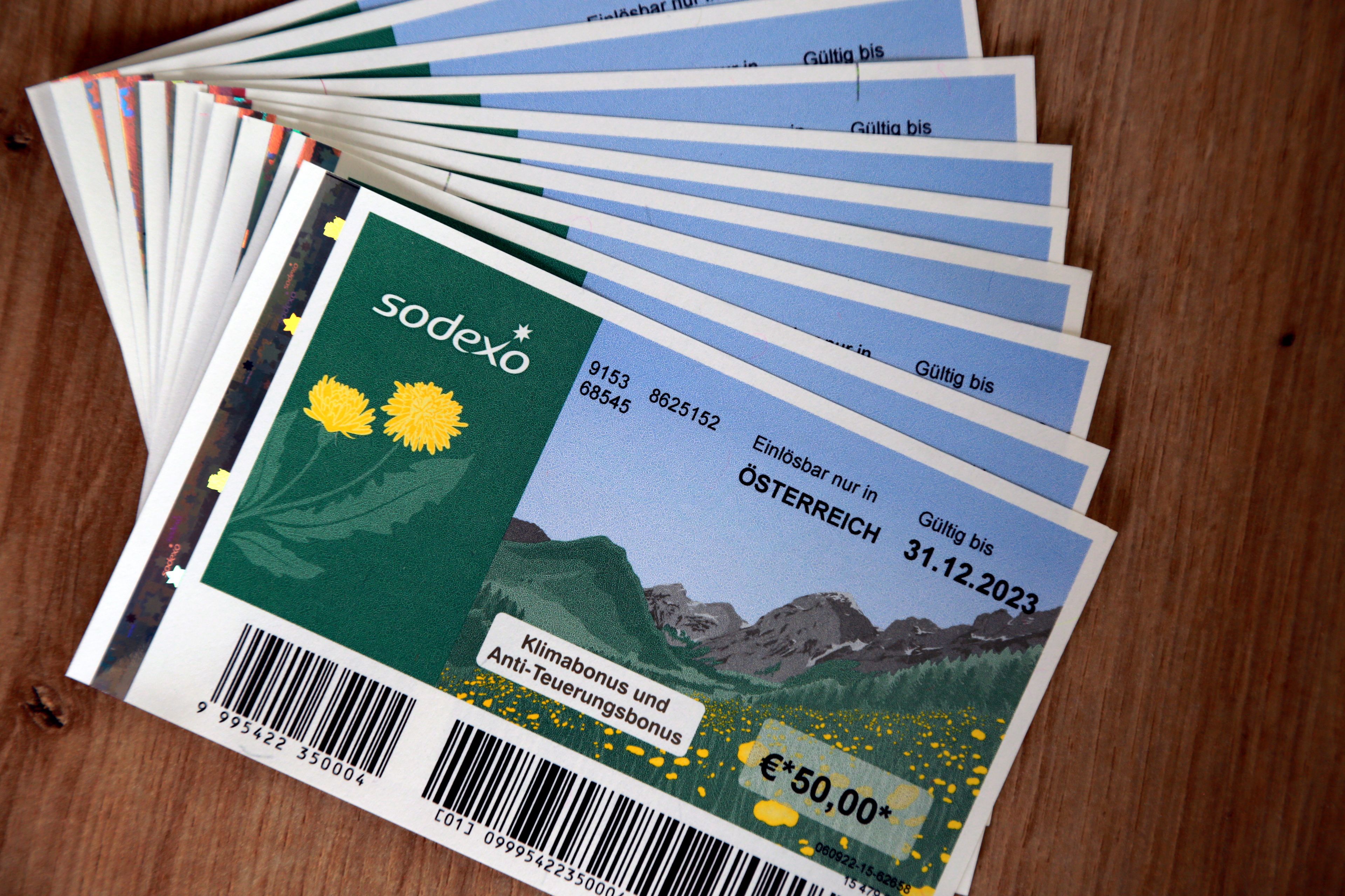 Entweder aufs Konto oder als Gutschein: 500 Euro gibt es pro Erwachsenem jetzt durch den Klimabonus.