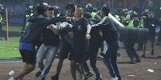 125 Tote bei Fußballspiel: Führte Tränengas zu Panik?