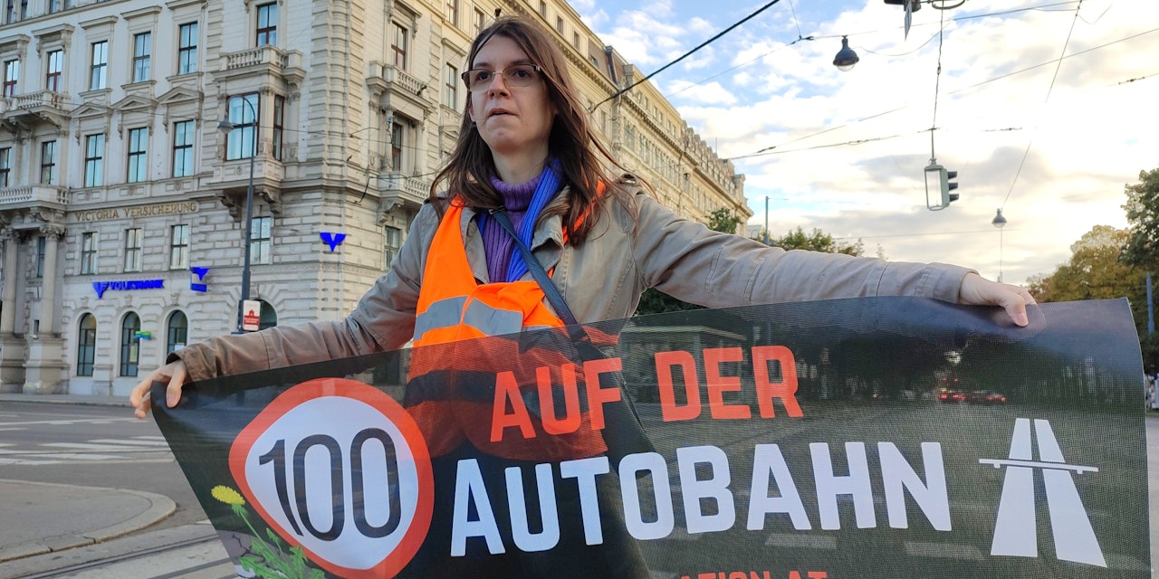 Klima Aktivisten Sorgen Für Verkehrskollaps In Wien Heuteat 2147