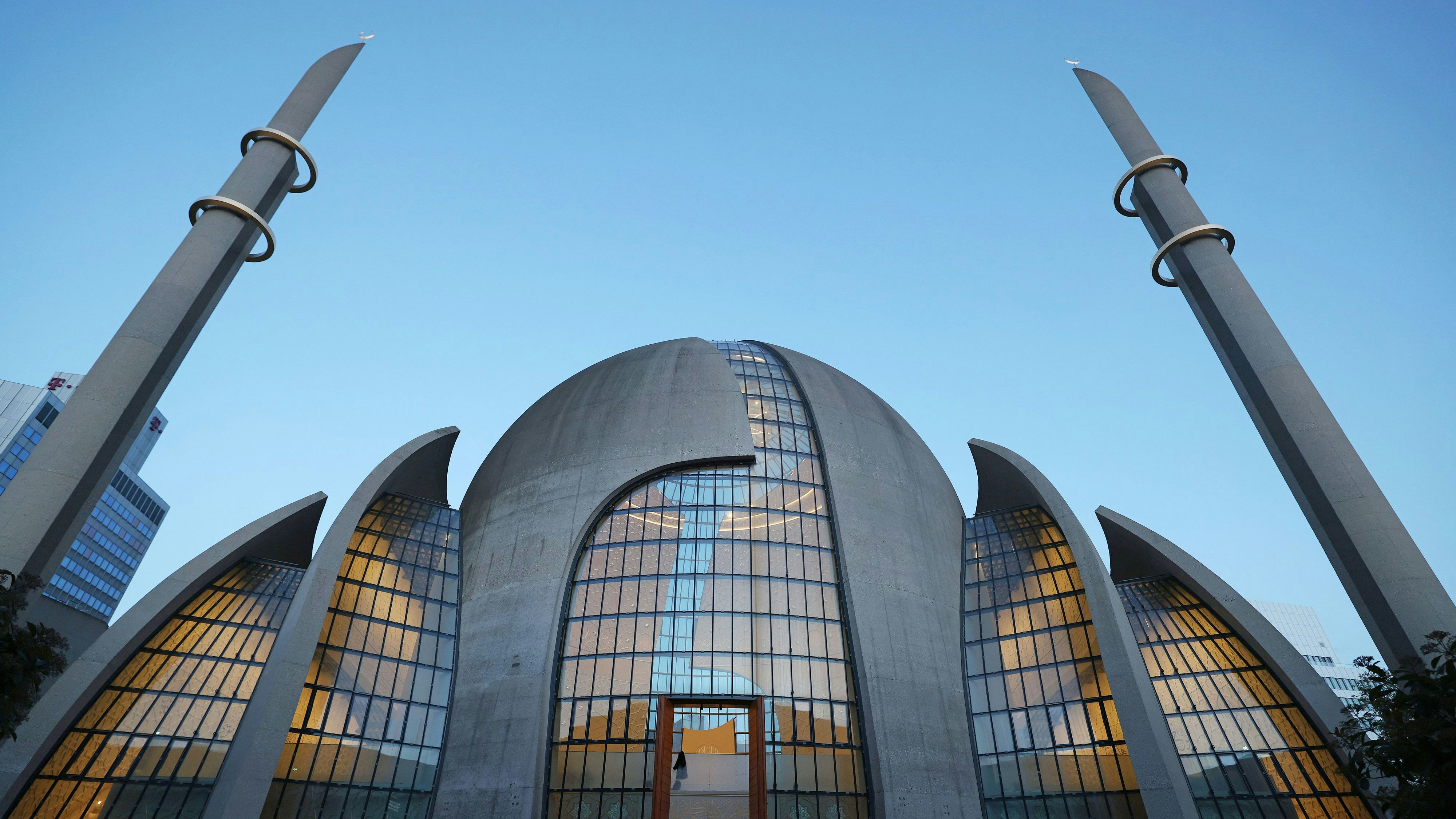 Muezzin ist ein islamischer Aufruf zum Gebet.