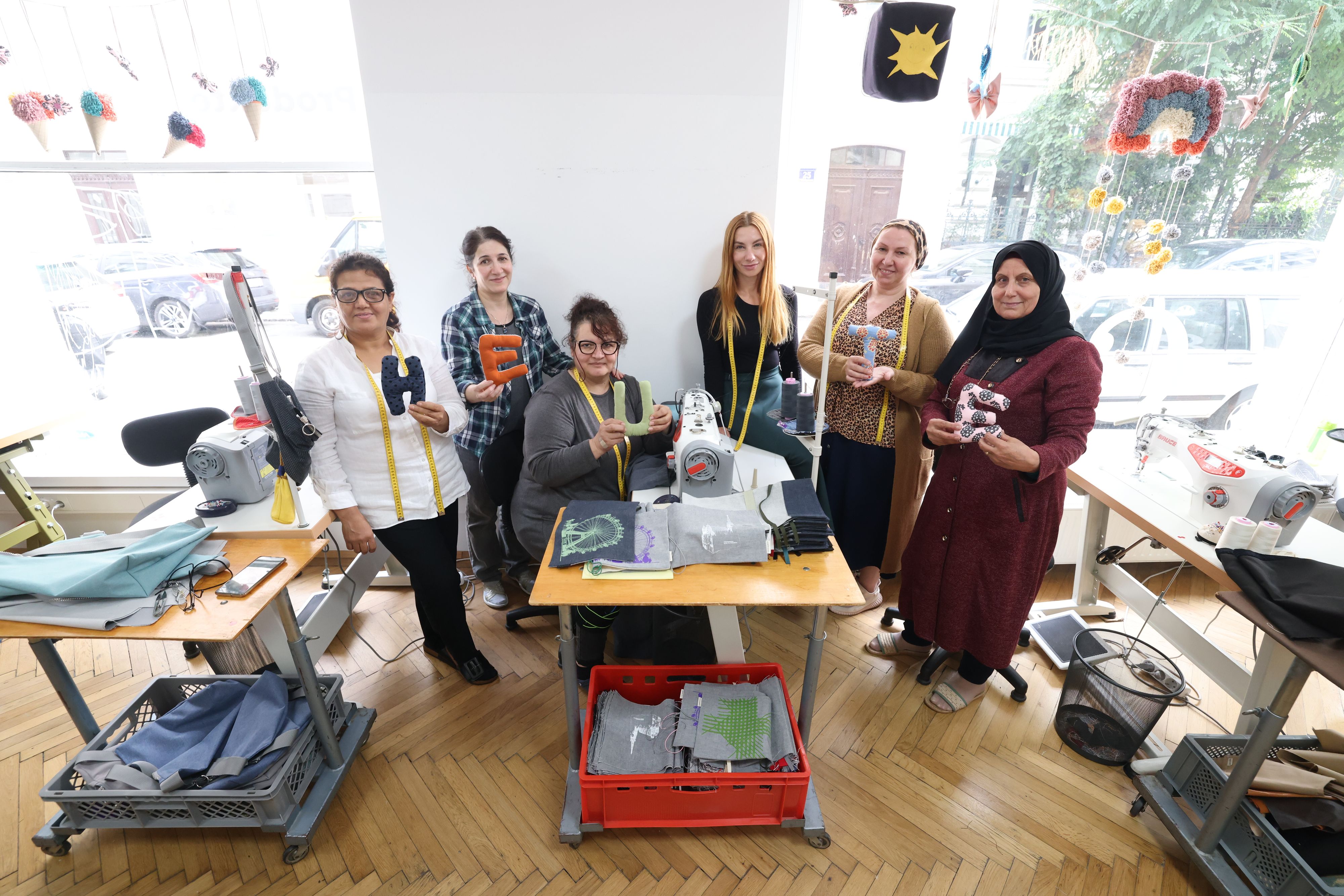 Statt AMS – die Frauen lernen hier in der 