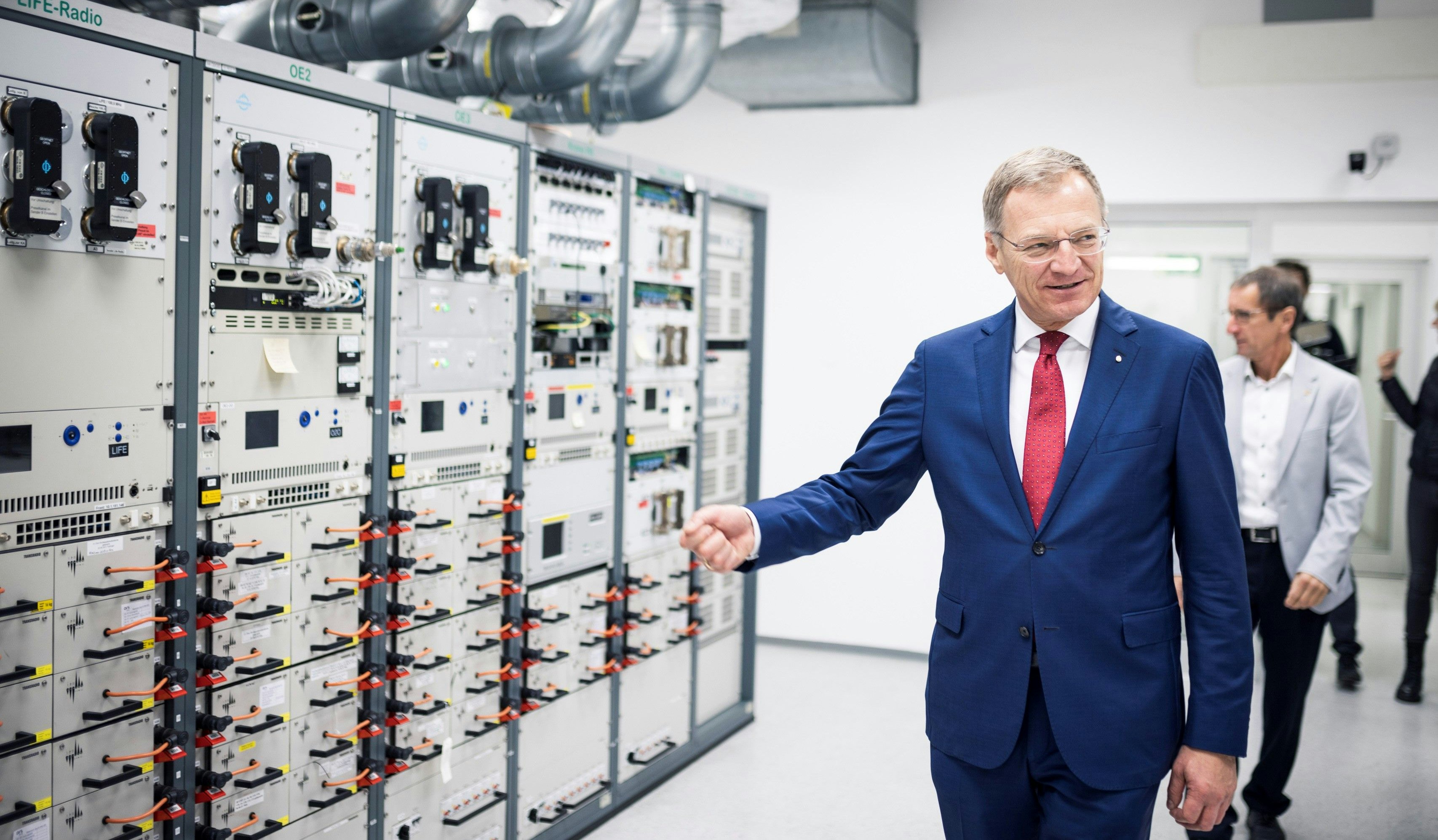 Landeshauptmann Thomas Stelzer und der Zivilschutzverband Oberösterreich besuchten am Mittwoch, 4. Oktober 2022 den Sender Lichtenberg LINZ 1 auf der Gis.