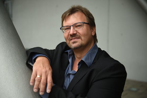 Seit 1996 ist der Österreicher Andreas Gruber bereits Schriftsteller.