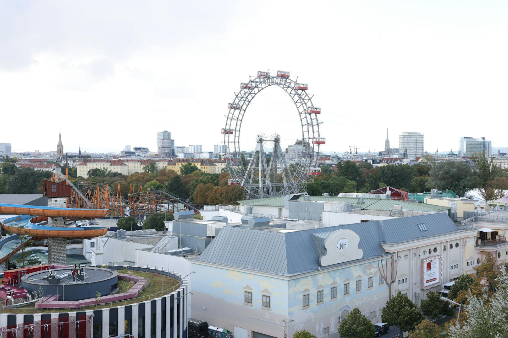 Von seiner Dachterasse in Wien sieht man den Prater