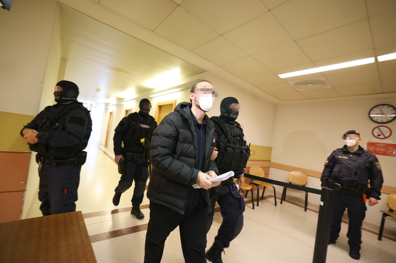 Heute.at - Hassprediger rief zum Jihad gegen Ungläubige auf