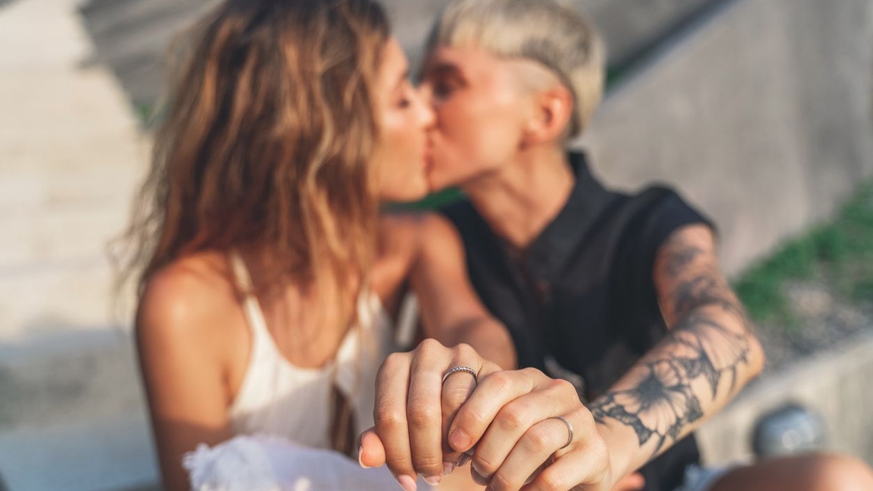 Gleichgeschlechtliche Paare dürfen in Zukunft in Slowenien heiraten und Kinder adoptieren. 