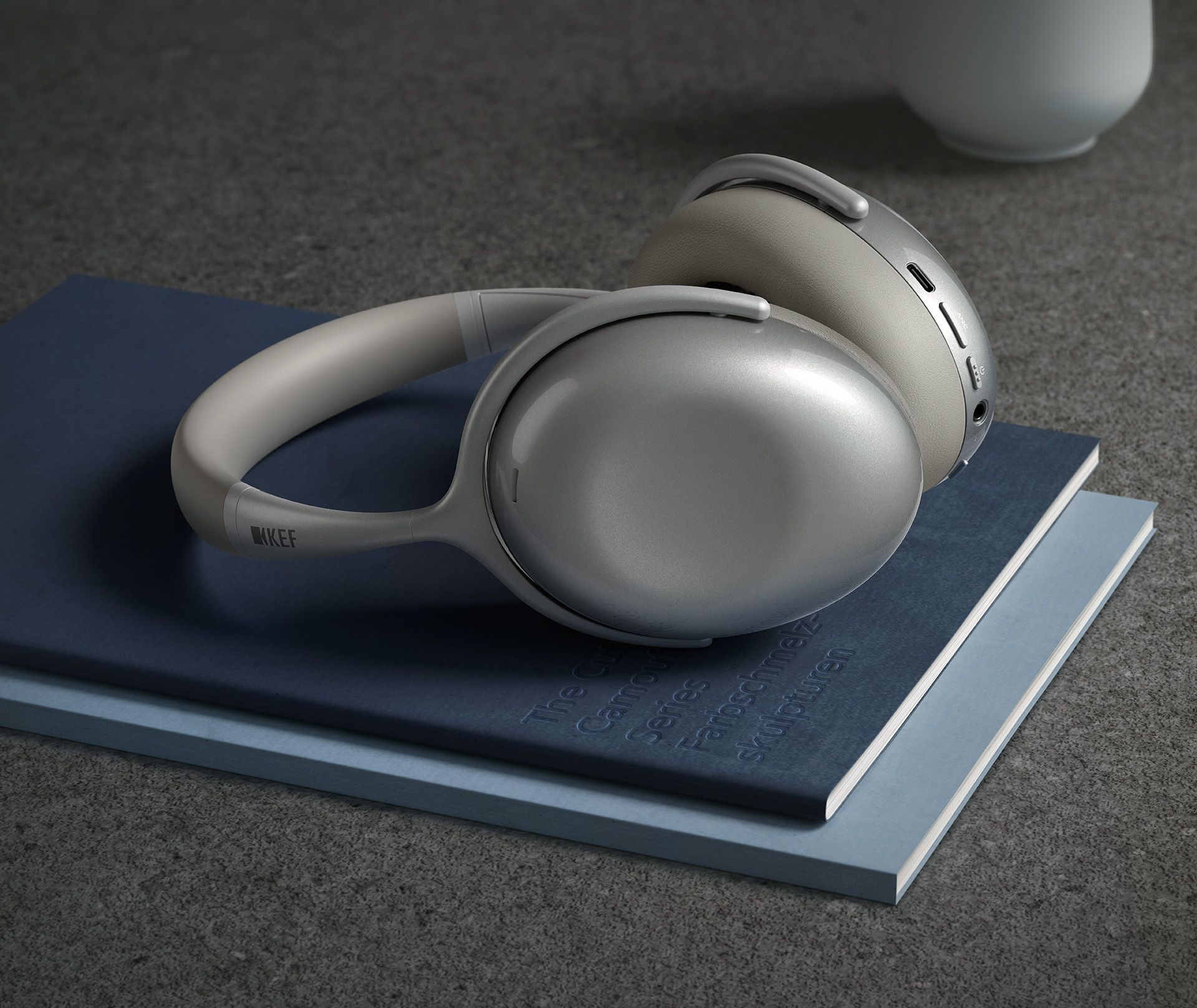 KEF launcht Wireless Over-Ear-Kopfhörer Mu7.
