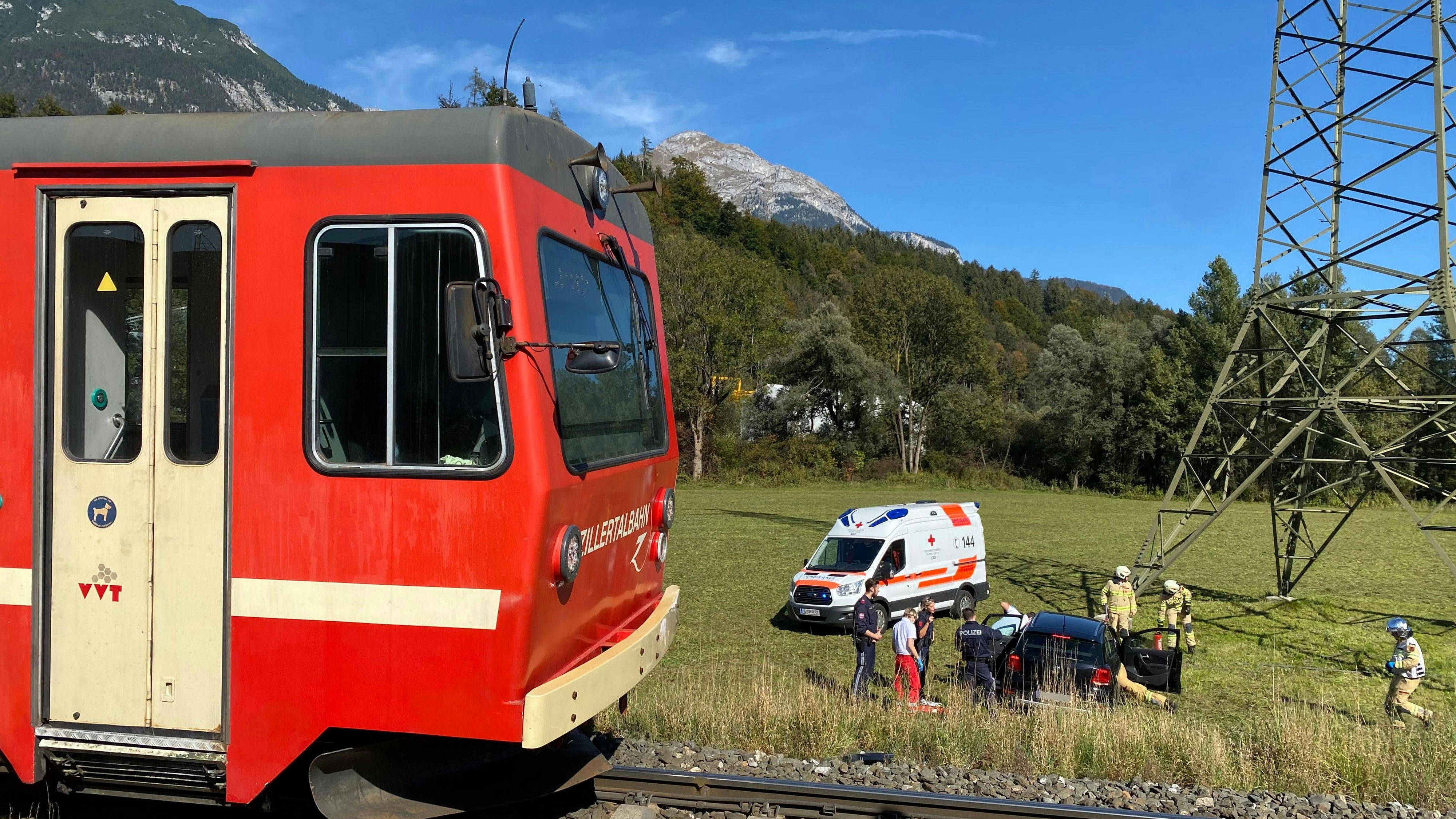 Kollision Zillertalbahn Auto Schwaz