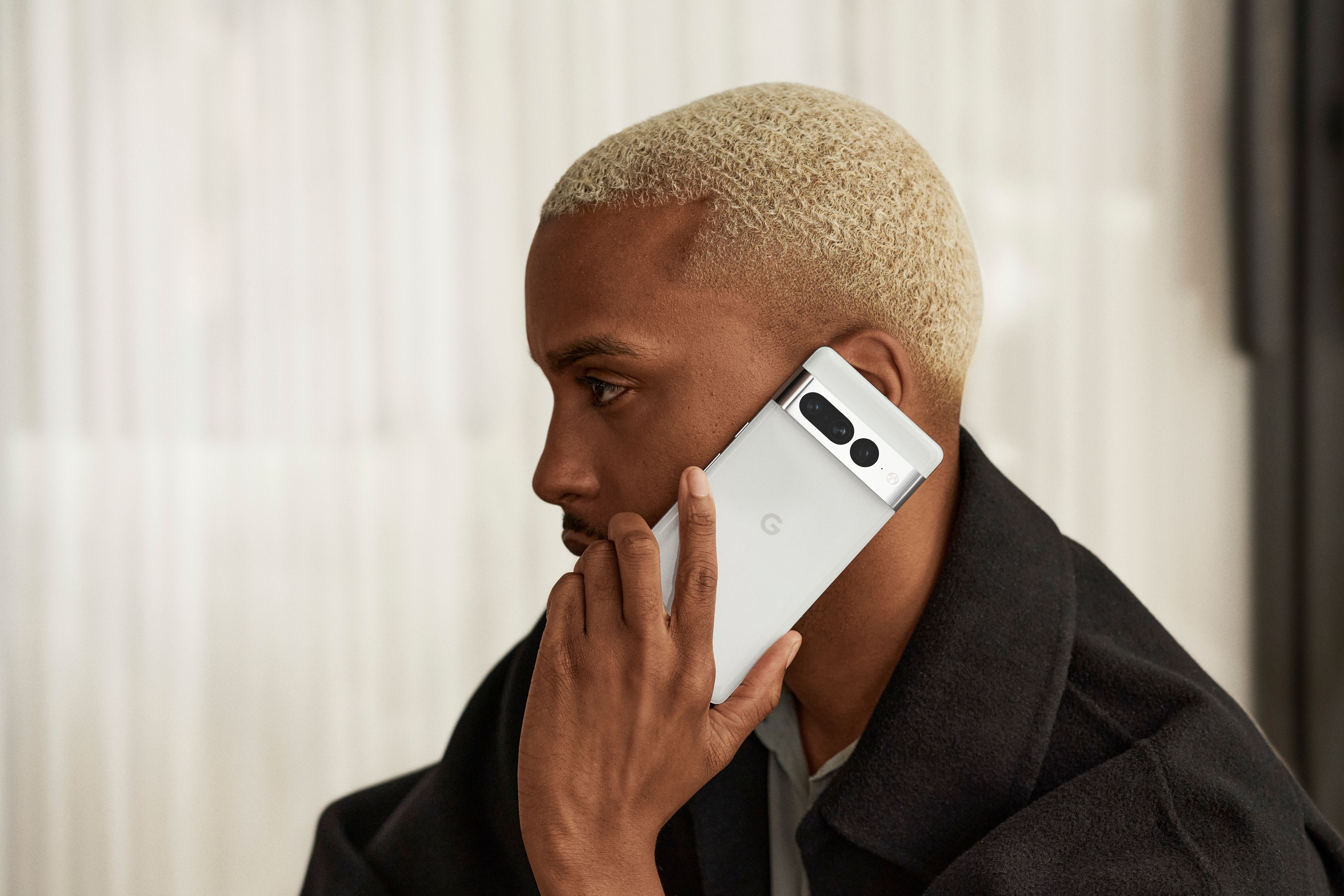 Google hat seine neuen Pixel-7-Smartphones vorgestellt, sie sind ab 13. Oktober erhältlich.