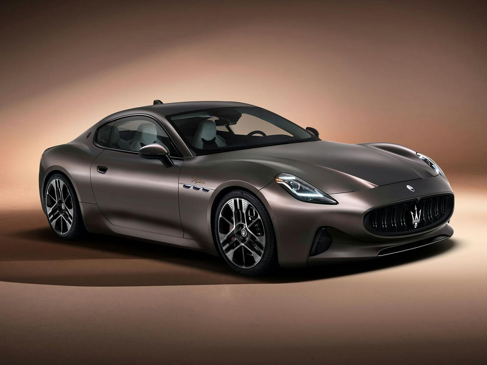 Der neue Maserati Gran Turismo kommt auch in E-Version