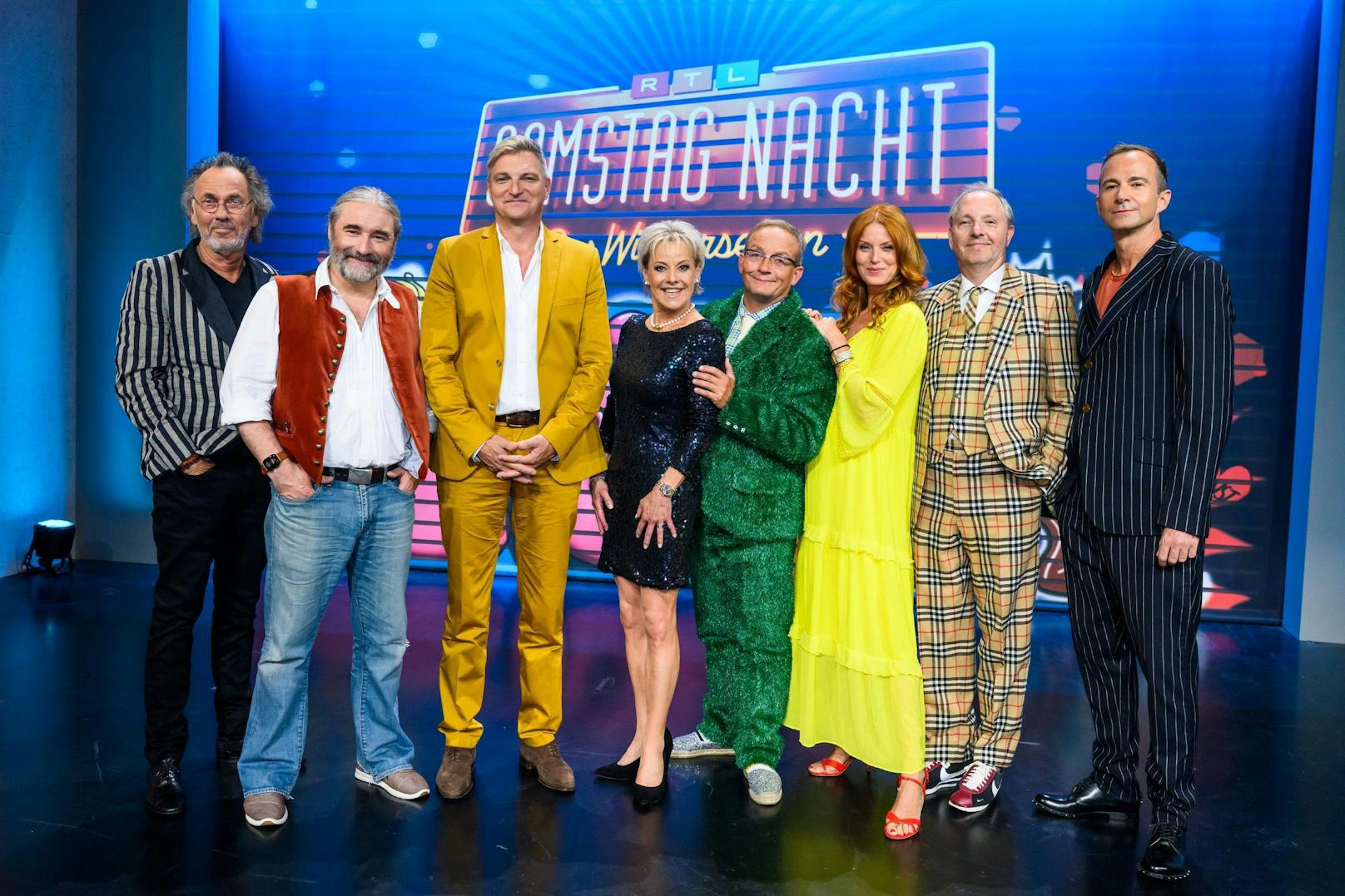 "RTL Samstag Nacht - das Wiedersehen": Olli Dittrich, Wigald Boning, Stefan Jürgens, Tanja Schumann, Tommy Krappweis, Mark Weigel und Esther Schweins melden sich zurück.