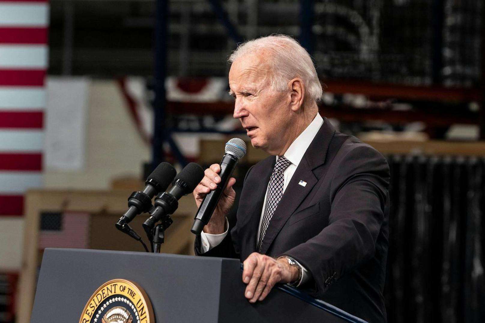 Bei einem Auftritt warnte US-Präsident Joe Biden vor dem Einsatz von Atomwaffen.