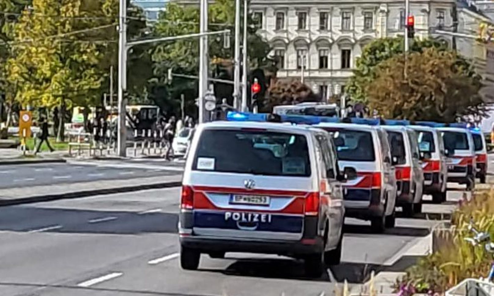Polizei-Aufgebot vor dem Wiener Derby
