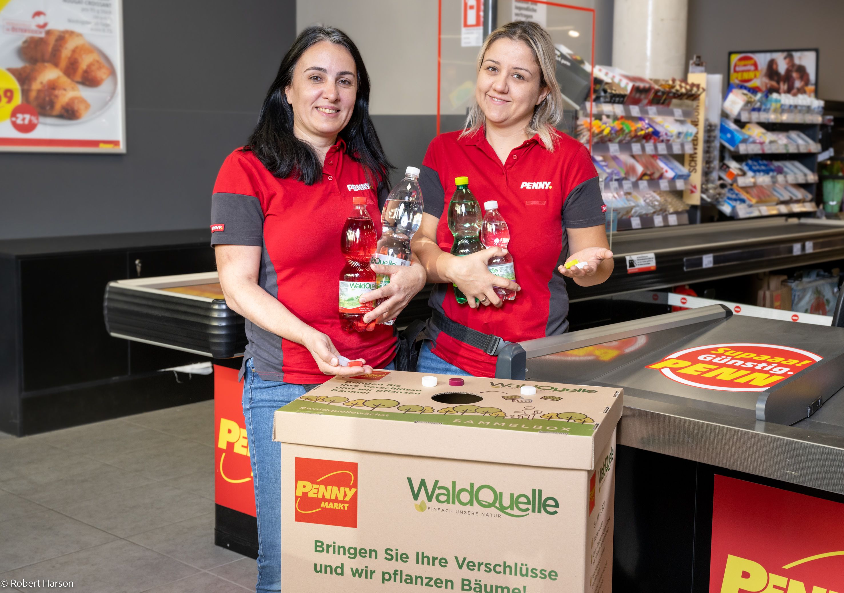 Mit Ende September 2022 können alle Österreicher:innen ihre Getränkeverschlüsse direkt in den über 300 PENNY Filialen abgeben.