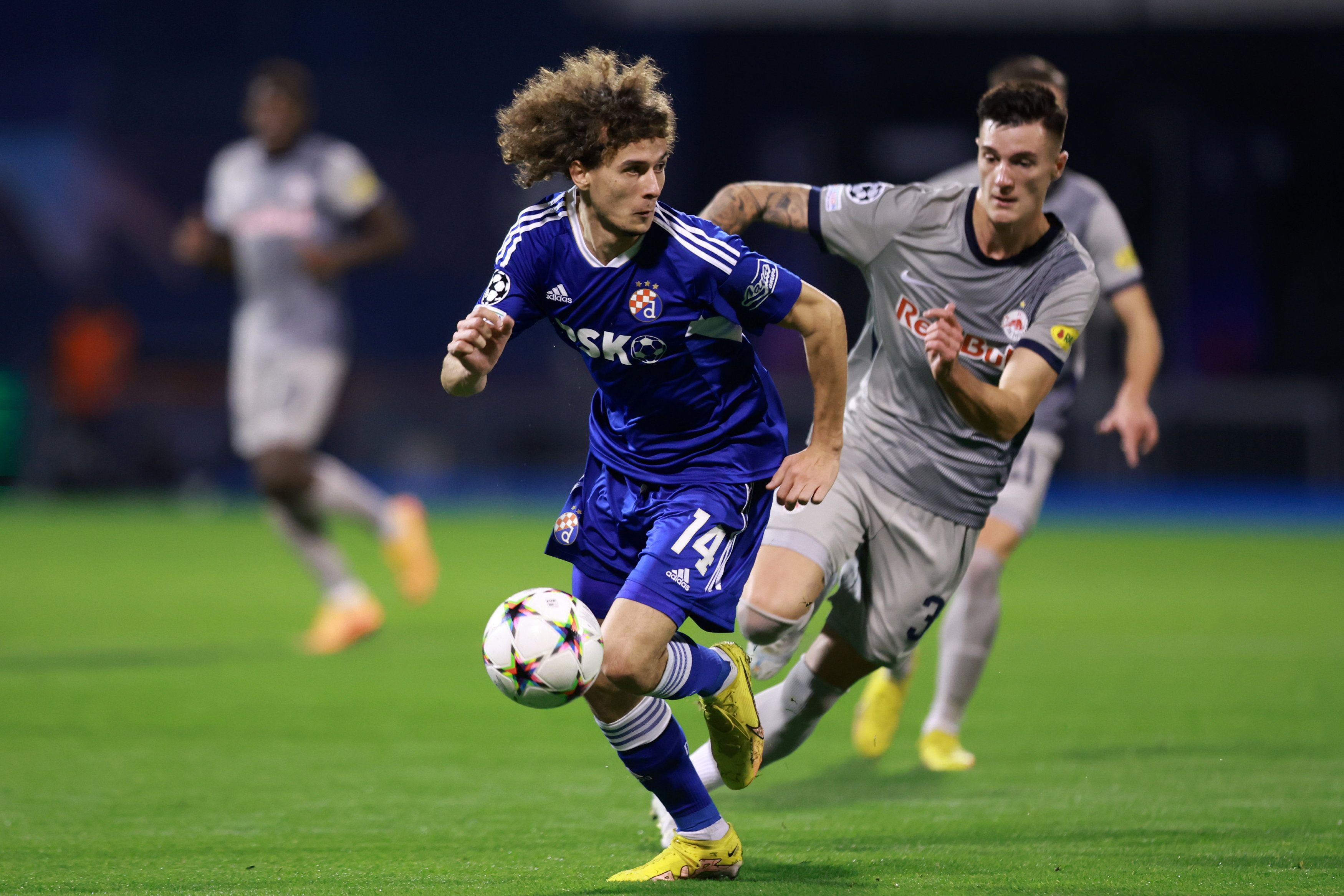 Robert Ljubicic trifft gegen Salzburg.