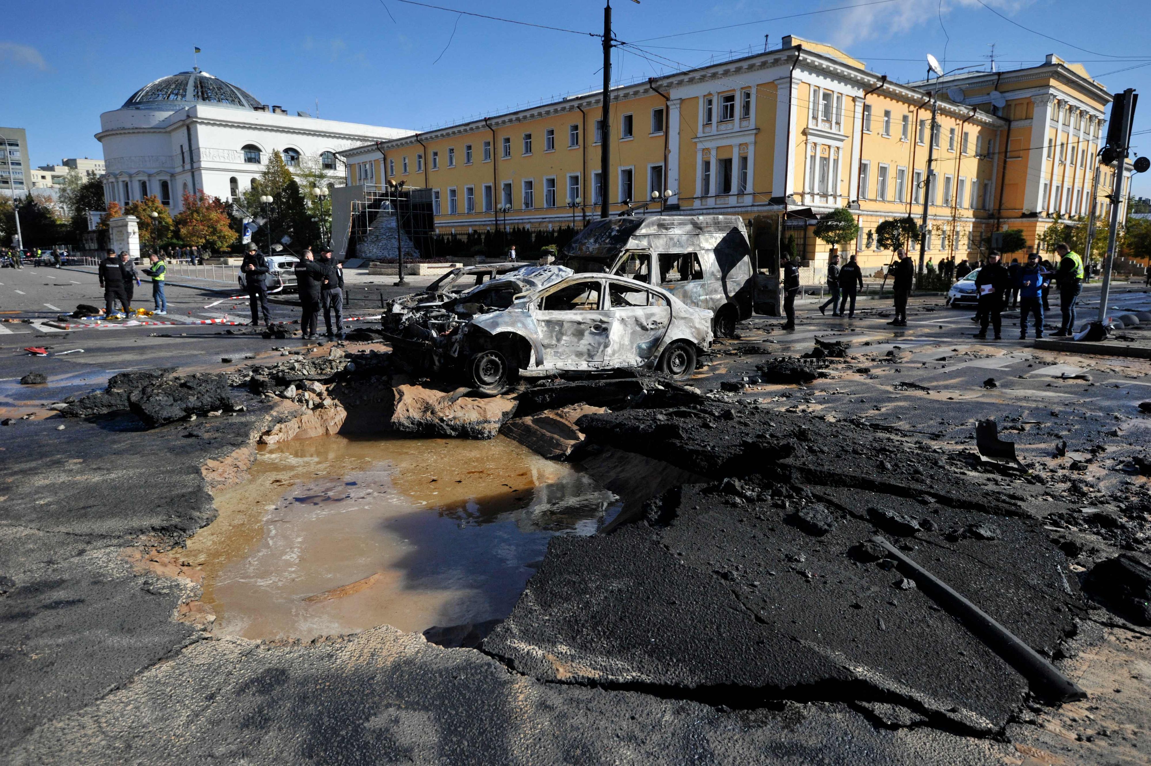 Putins Armee bombardierte am Montag mehrere ukrainische Städte