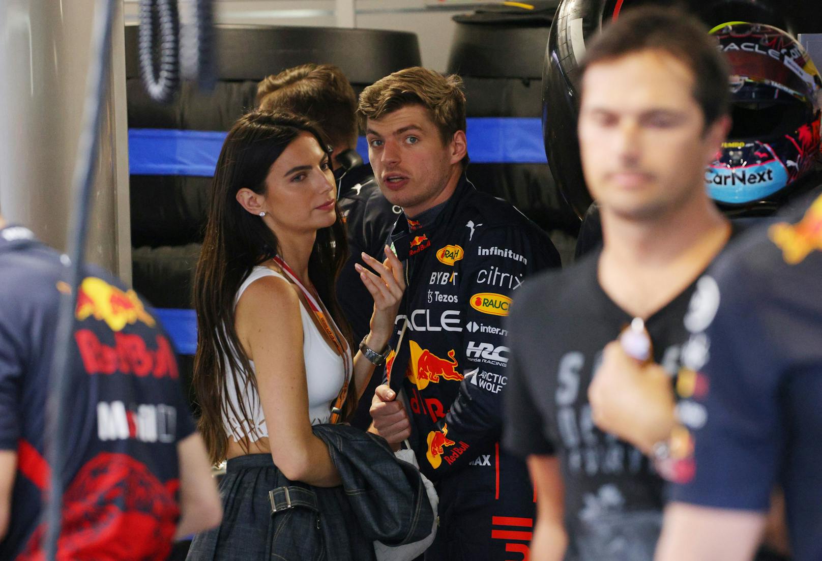 Verstappen und Piquet in der Red-Bull-Box