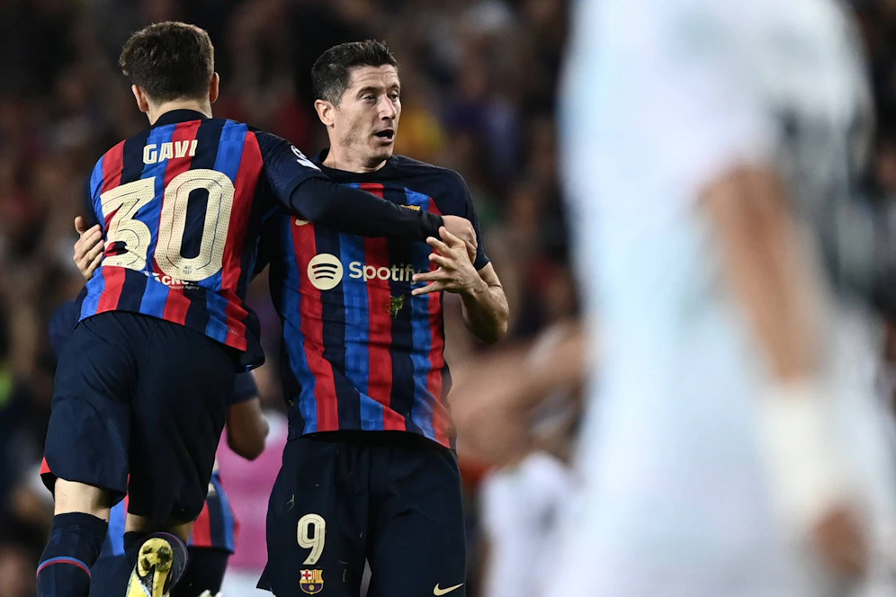 Lewandowski hält Barca im Rennen.