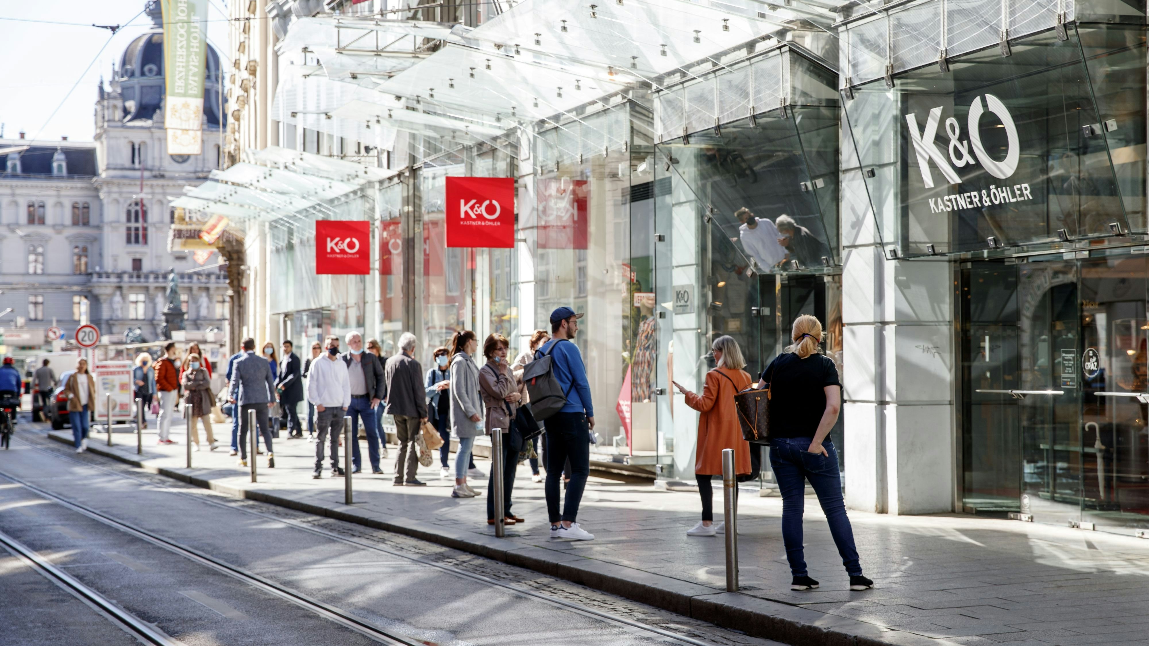 Das Traditions-Kaufhaus Kastner & Öhler in Graz sperrt wegen den hohen Energiekosten früher zu.