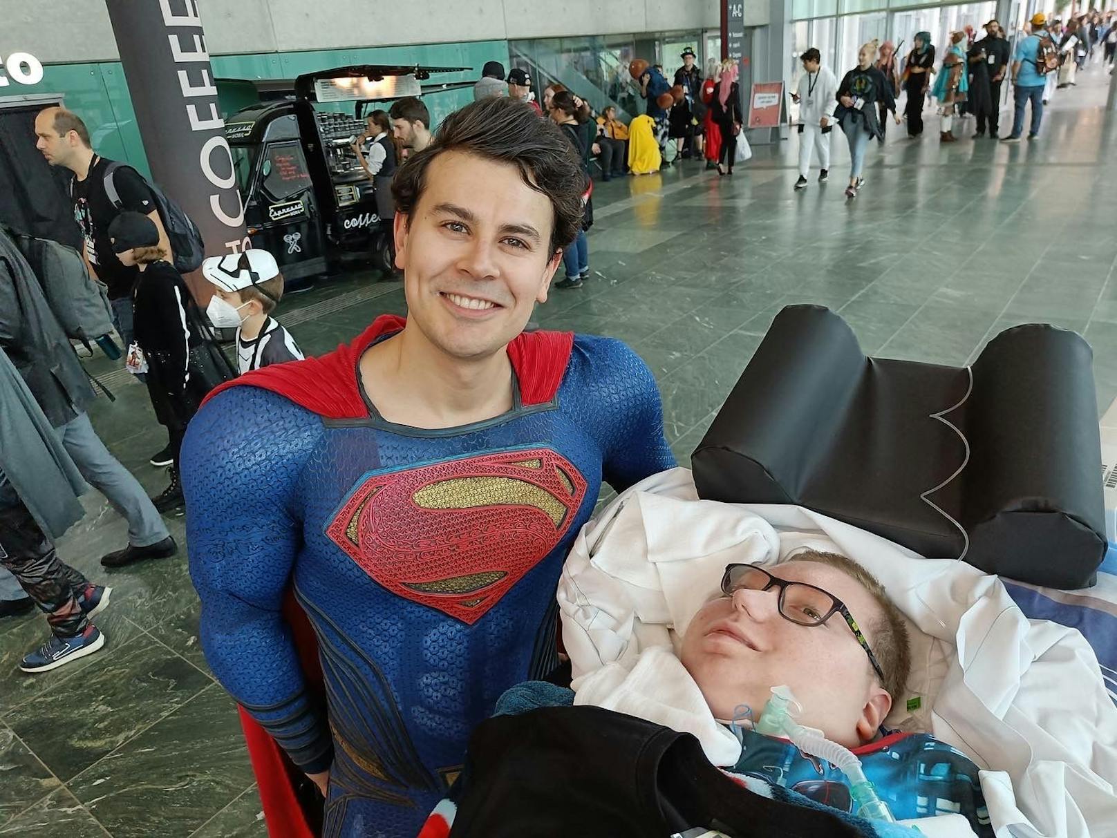 Filip traf sein Idol "Superman". Für den 15-jährigen war es einer der schönsten Tage seines Lebens.