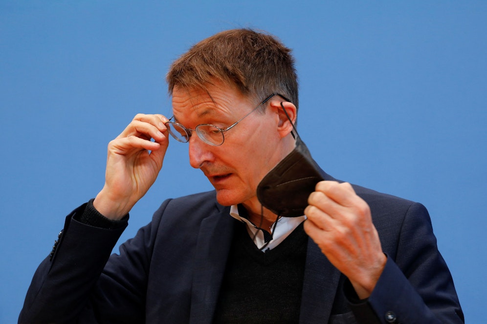 Eine Gruppe aus der Reichsbürger-Szene wollte angeblich den deutschen Gesundheitsminister Karl Lauterbach entführen.