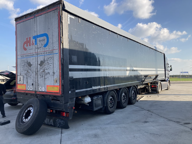 Am 10. Oktober und 11. Oktober 2022 wurde in Nickelsdorf von der Landesverkehrsabteilung der LPD Burgenland eine Schwerpunktaktion mit Hauptaugenmerk Gefahrgutkontrolle durchgeführt.