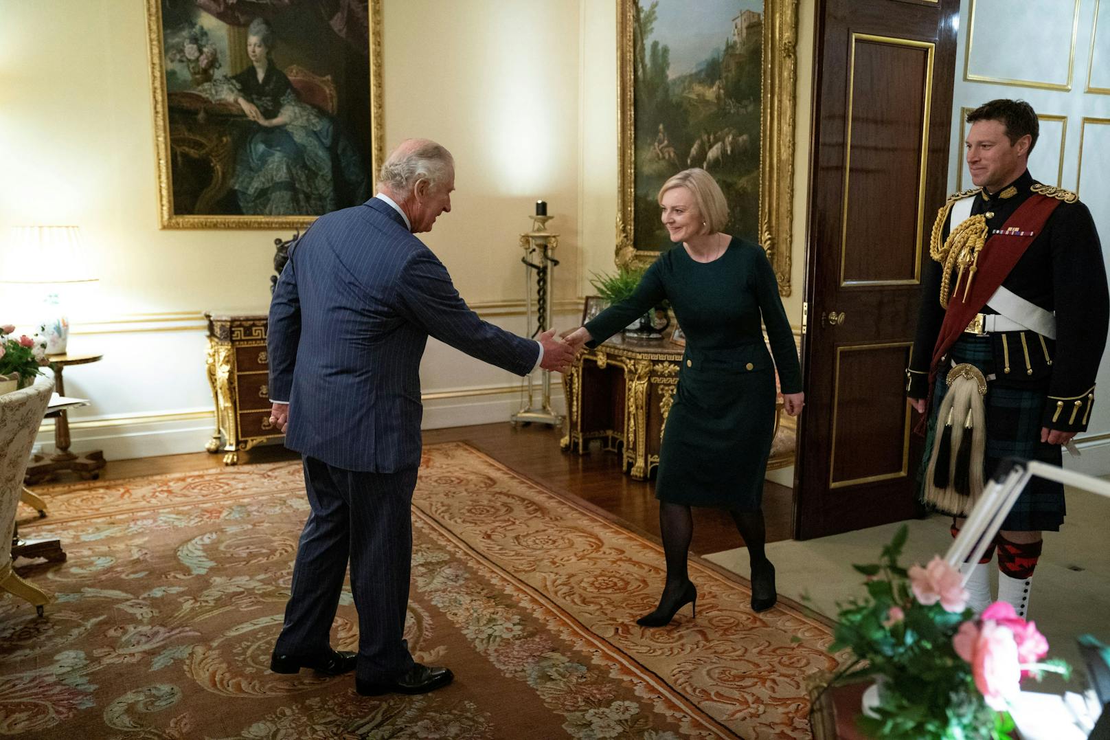 König Charles war mäßig erfreut, Liz Truss zu empfangen