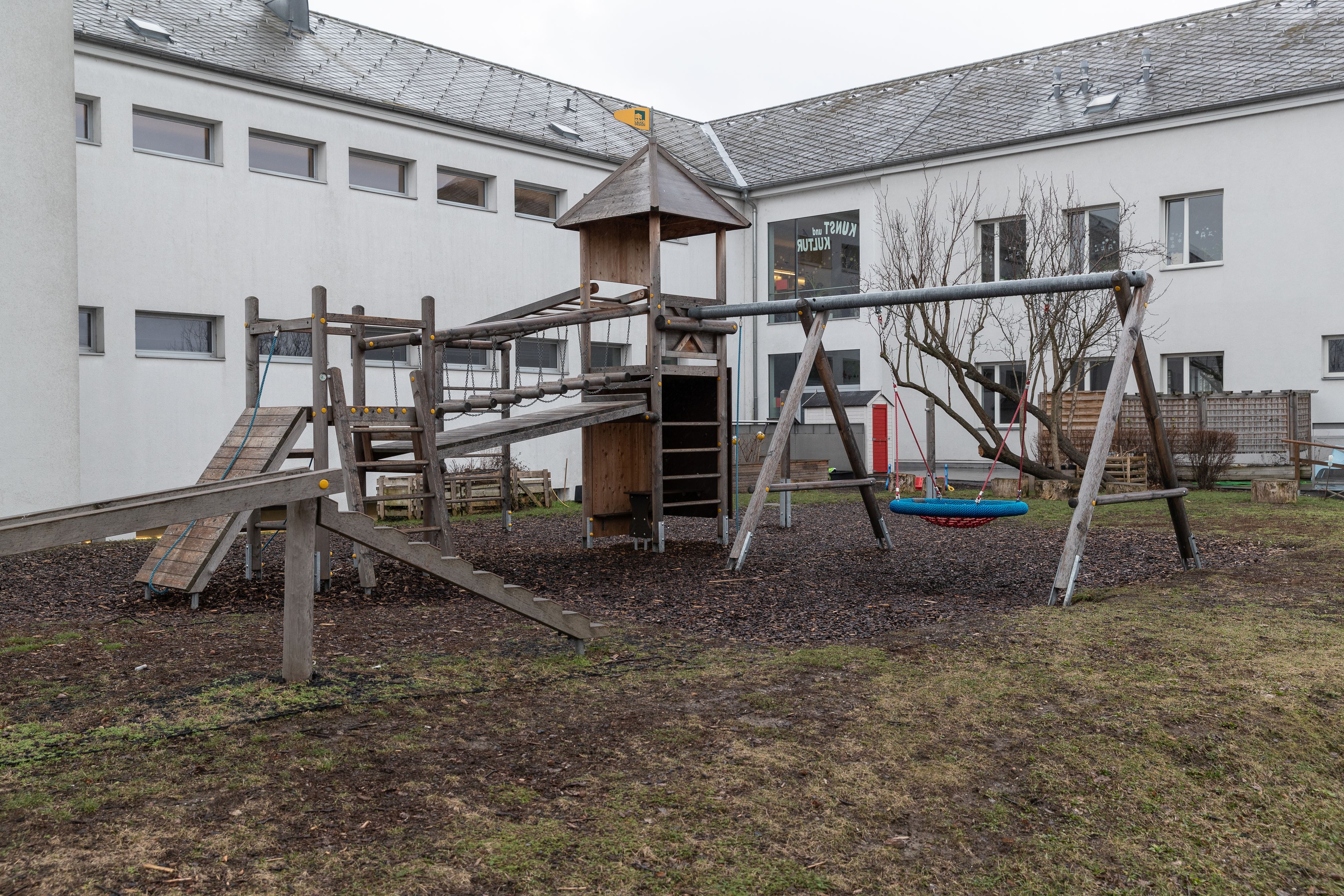 Download von www.picturedesk.com am 13.10.2022 (17:47).  Neue Mittelschule in der Plankenmaisstraße 30, 1220 Wien Donaustadt. Wien, am 09.01.2019 - 20190109_PD13573 - Rechteinfo: Rights Managed (RM) Nur fÃ¼r redaktionelle Nutzung!