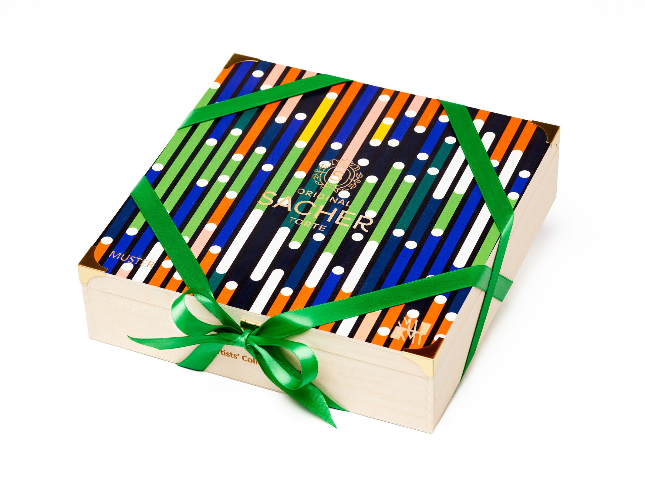 1.000 Sacher Torten Schachteln werden um je 66 Euro zugunsten des guten Zwecks verkauft. Der Erlös kommt dem Verein BONsuprise zugute, der krebskranke Kinder und ihre Familien unterstützt.