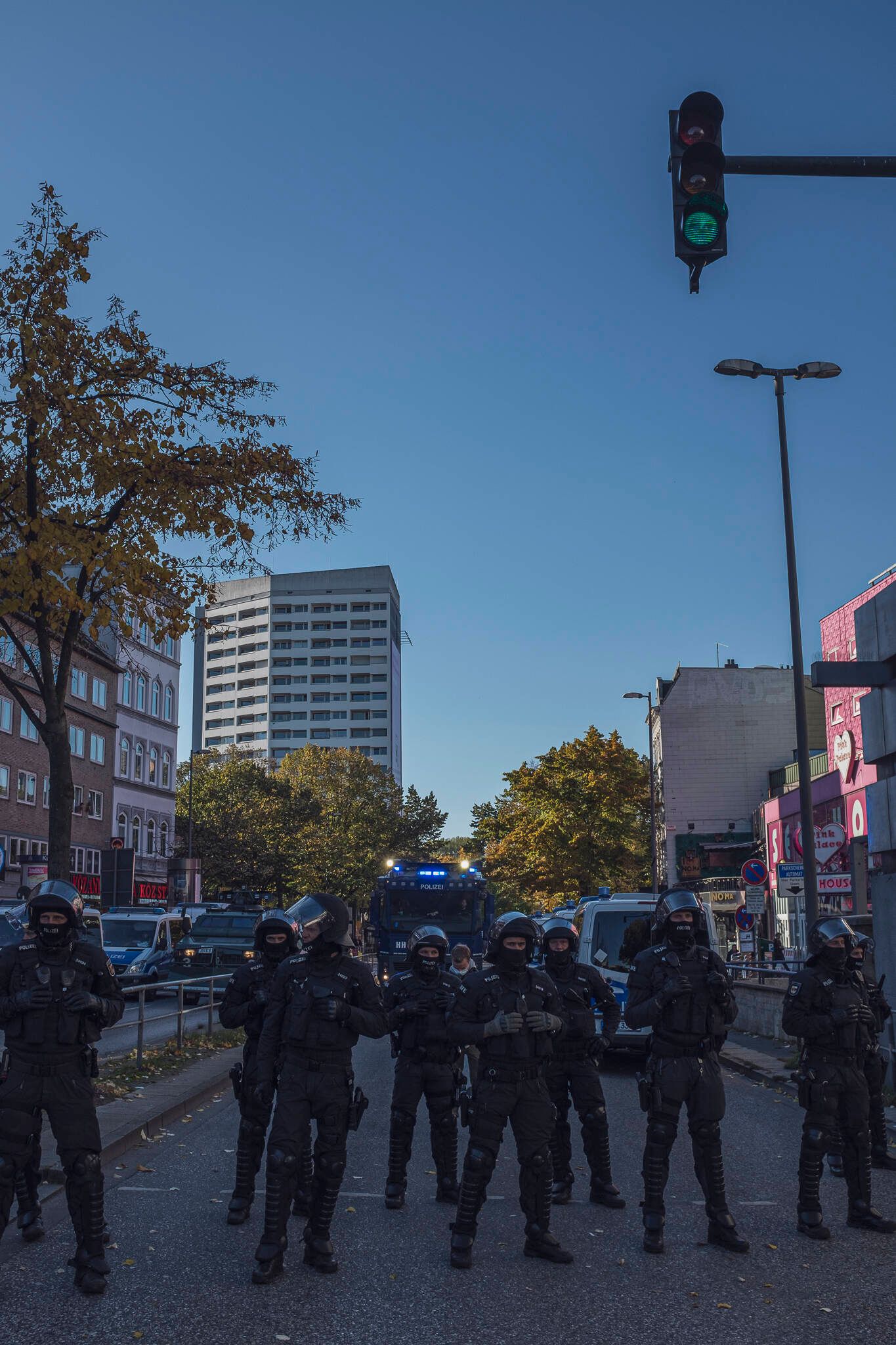 Vor dem Hamburger-Derby kam es zu Ausschreitungen.
