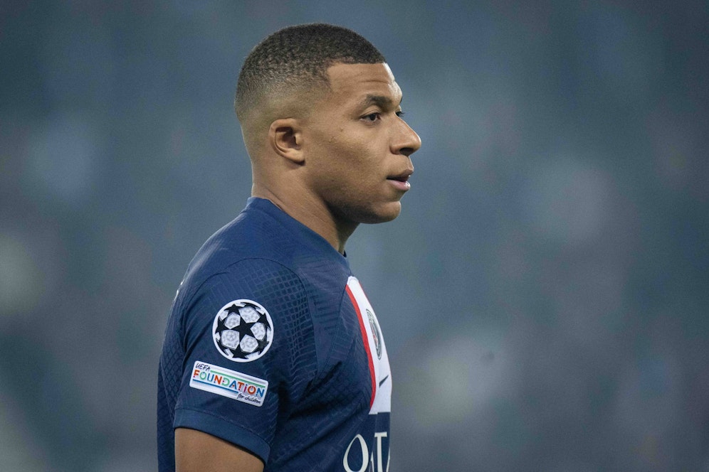 Kylian Mbappe ist bei Paris St.-Germain isoliert. 