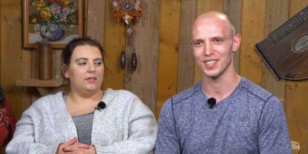 ATV-Kerstin Freund Scott klagt über Verstopfung. 