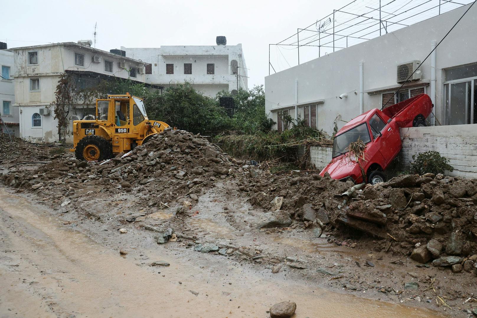 Bilder der Verwüstung nach einem heftigen Unwetter nahe der kretischen Hauptstadt Heraklion am 15. Oktober 2022.