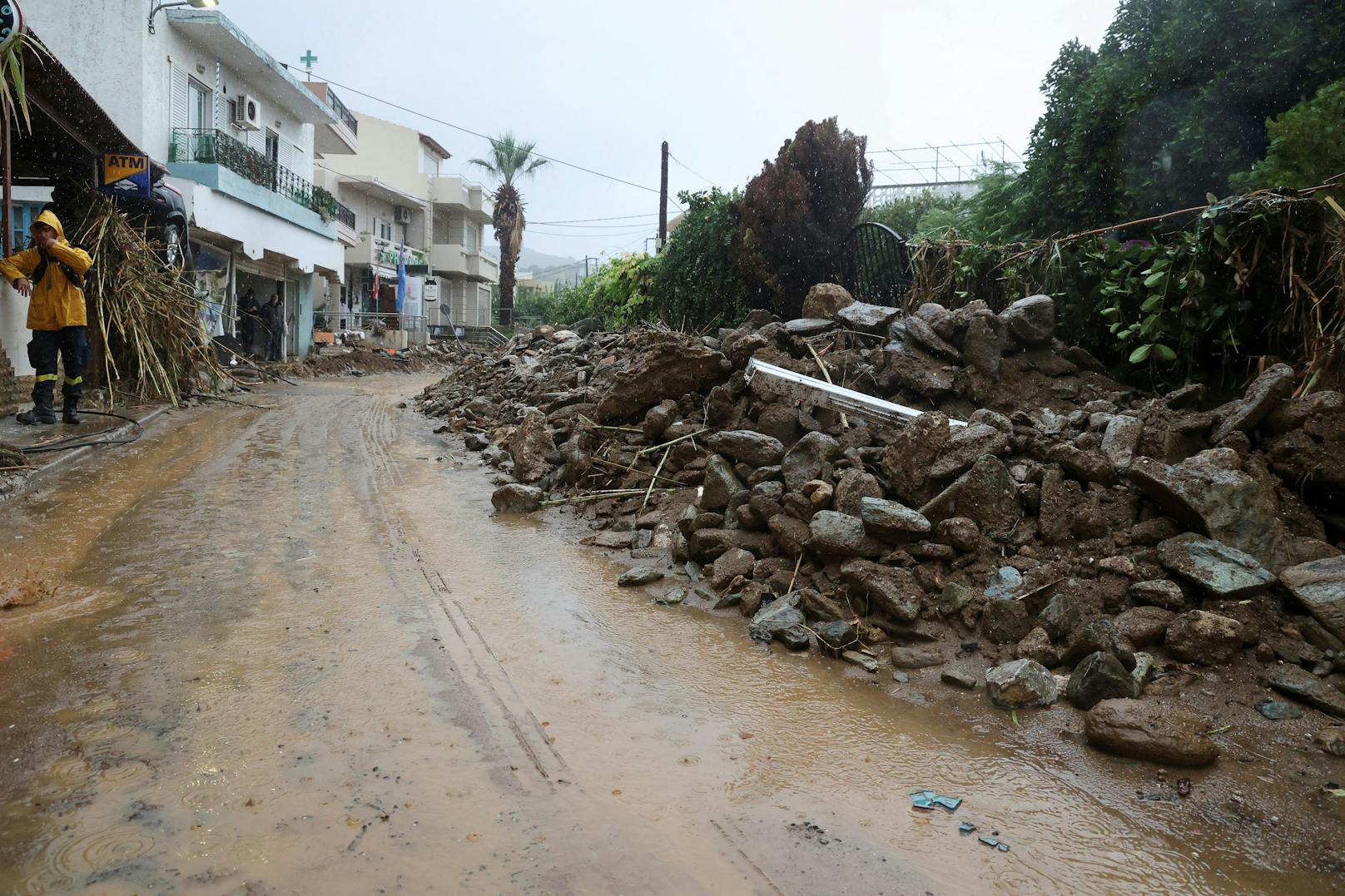 Bilder der Verwüstung nach einem heftigen Unwetter nahe der kretischen Hauptstadt Heraklion am 15. Oktober 2022.