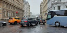 Demo-Marsch legt Autos und Öffis in Wiener City lahm